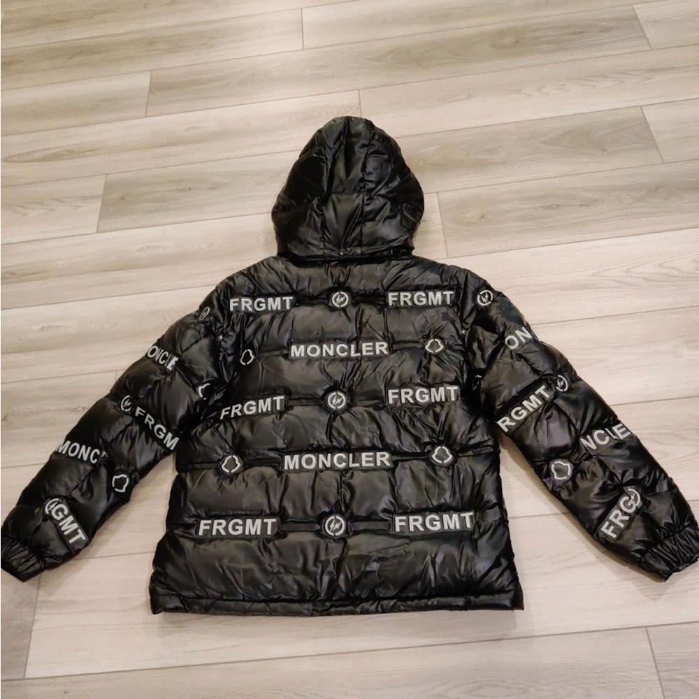 Moncler Maya Men's Jacket Size 2 - Picture 7 of 8